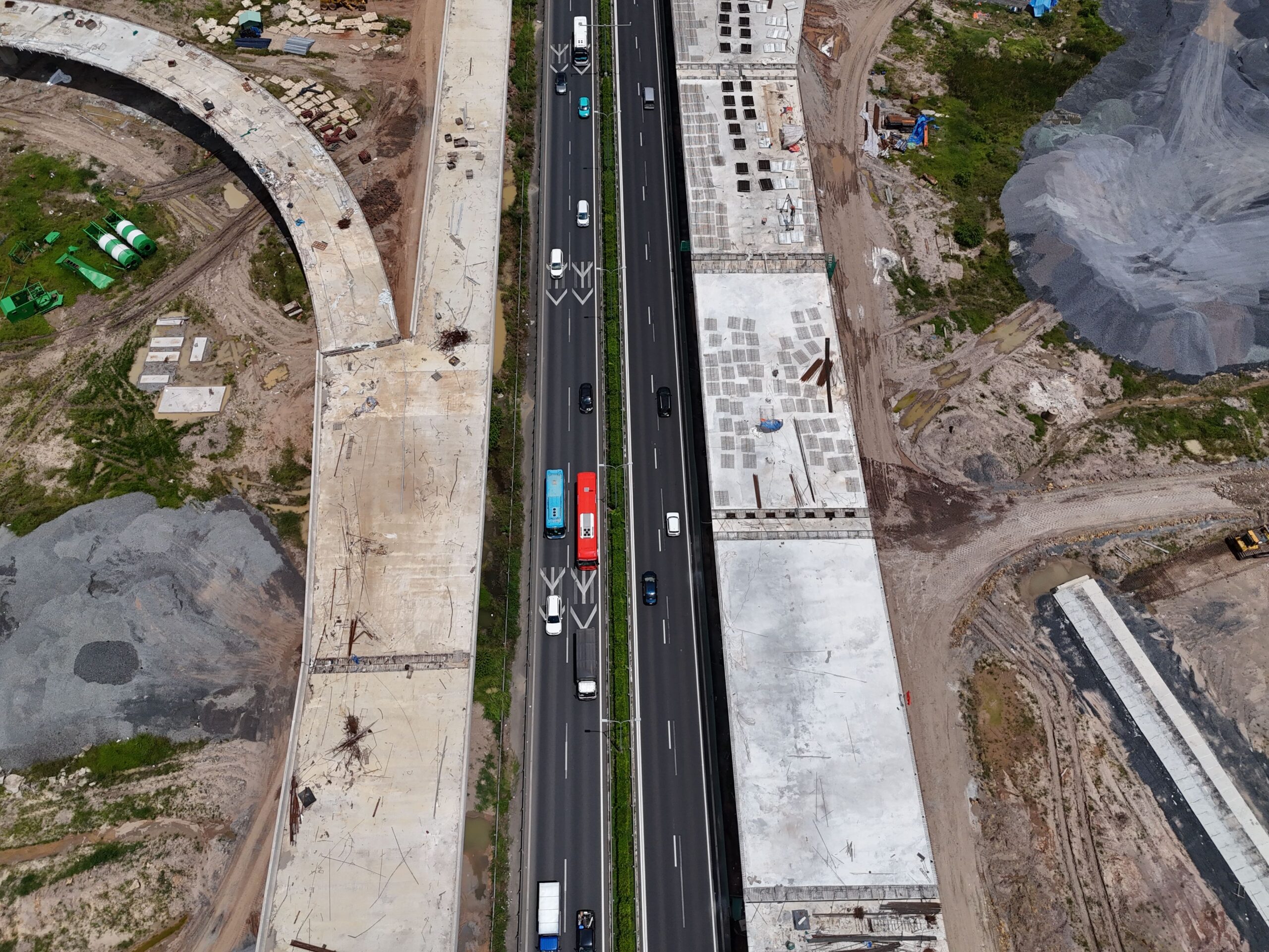 D R Infrastructure